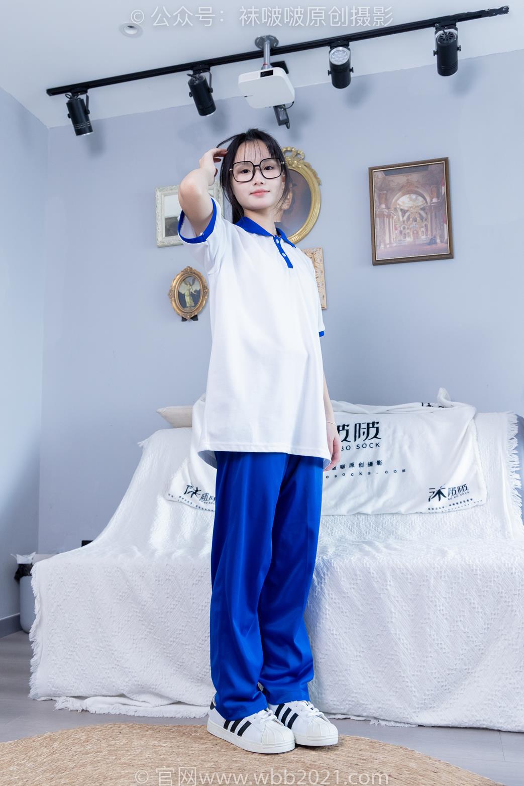 袜啵啵 351期 花絮版 甜甜圈板鞋白棉袜肉丝脚尖加固款校服库里丝[150P/1V/6.88GB]插图9