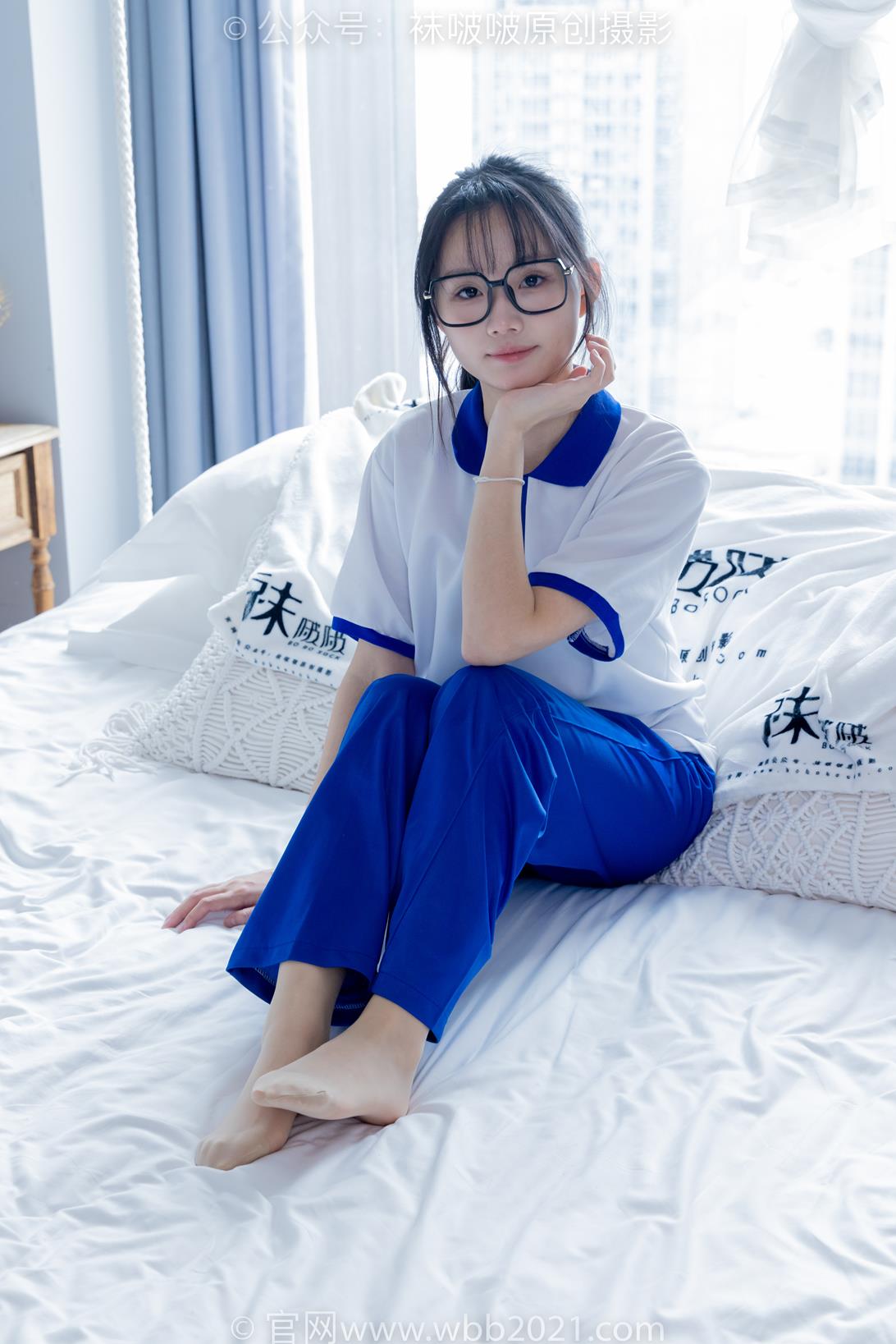 袜啵啵 351期 花絮版 甜甜圈板鞋白棉袜肉丝脚尖加固款校服库里丝[150P/1V/6.88GB]插图4