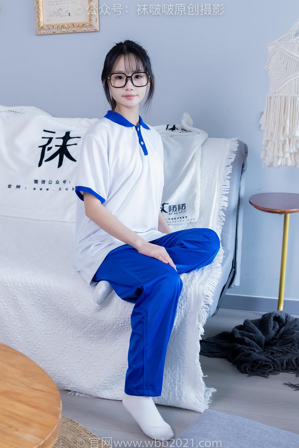 袜啵啵 351期 花絮版 甜甜圈板鞋白棉袜肉丝脚尖加固款校服库里丝[150P/1V/6.88GB]插图2