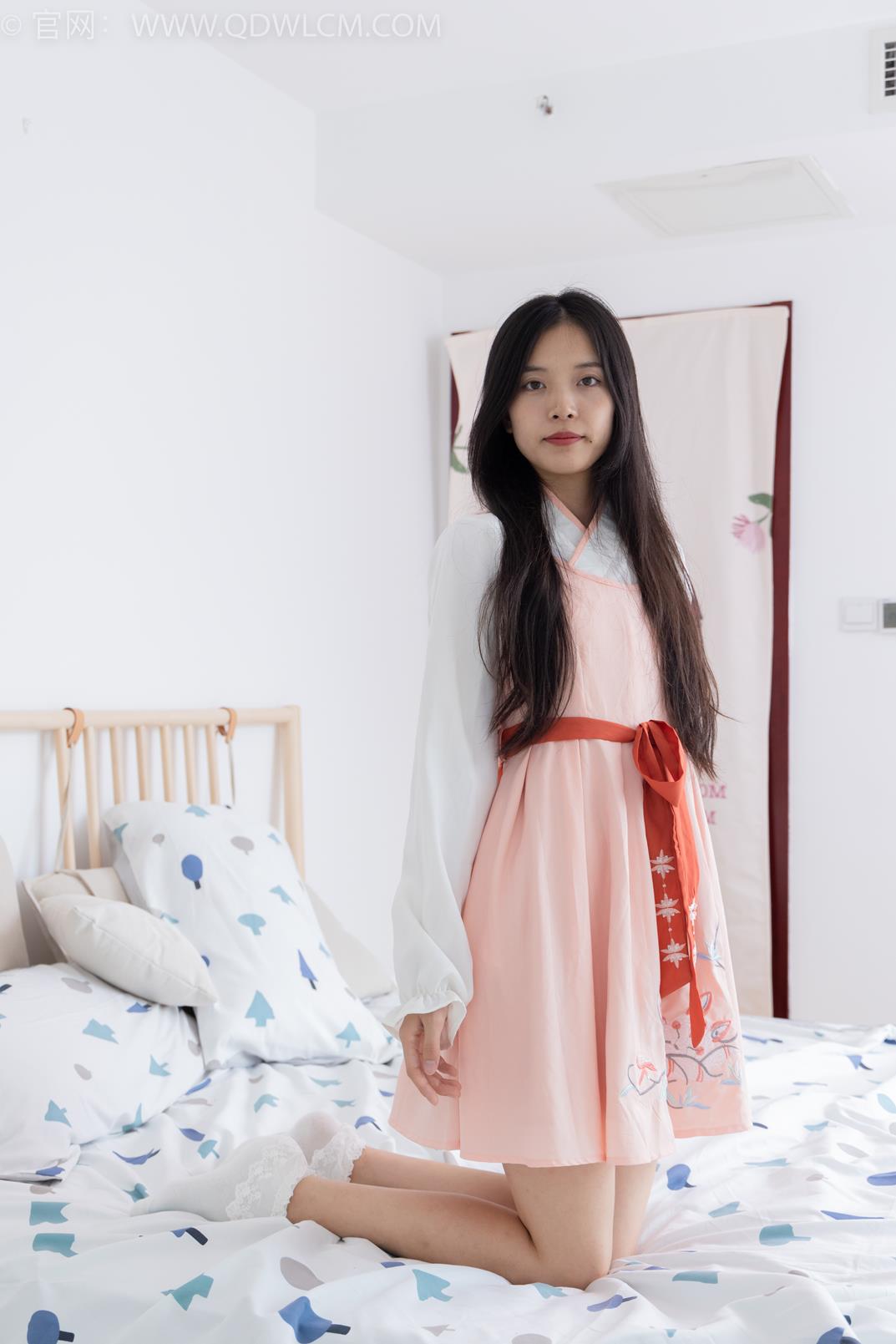 勿恋传媒 1908盲盒 茯苓古装白棉袜脚[200P/1V/5.07G]插图2