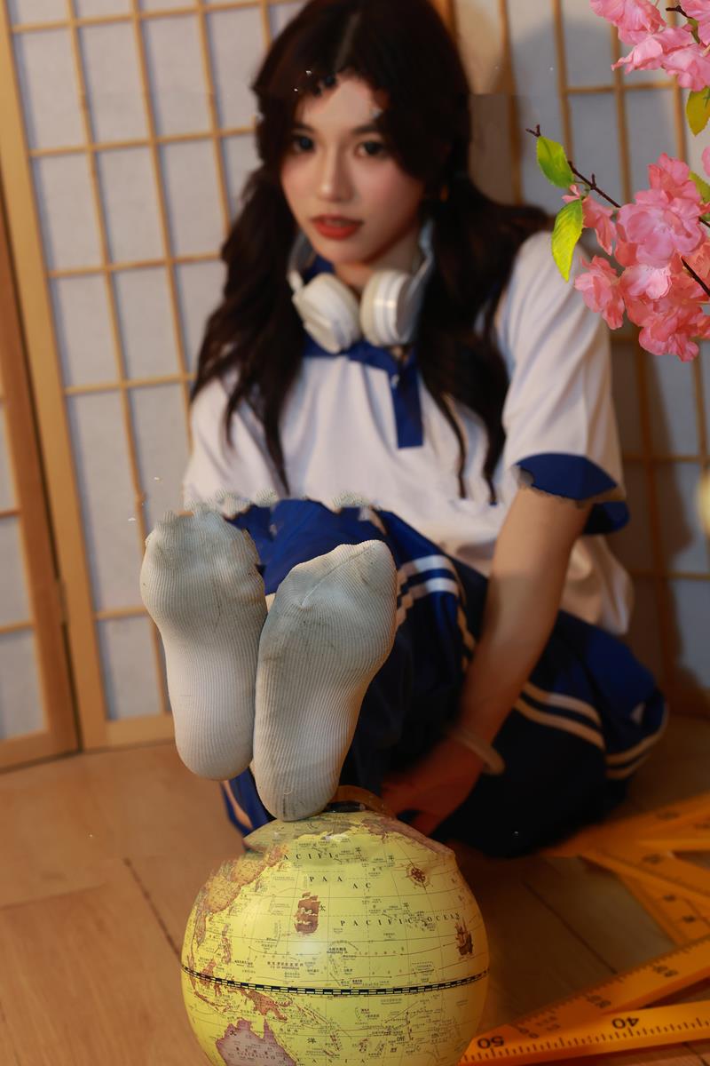 织梦映像 新品学生时代完整版 学生服白棉袜脏脚底[335P/1V/4.58GB]插图5