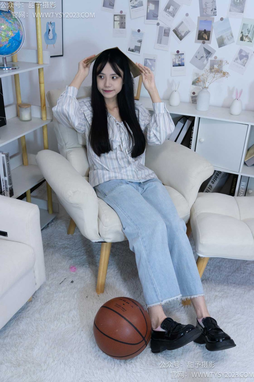 甜予摄影 NO.028 胡桃-皮鞋、白棉袜、裸足[124P/2V/10.06GB]插图3