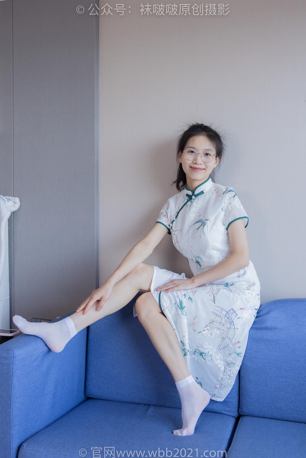 袜啵啵 371期花絮版 芝士旗袍白丝短袜凉高跟鞋[140P/1V/6.03G]插图7