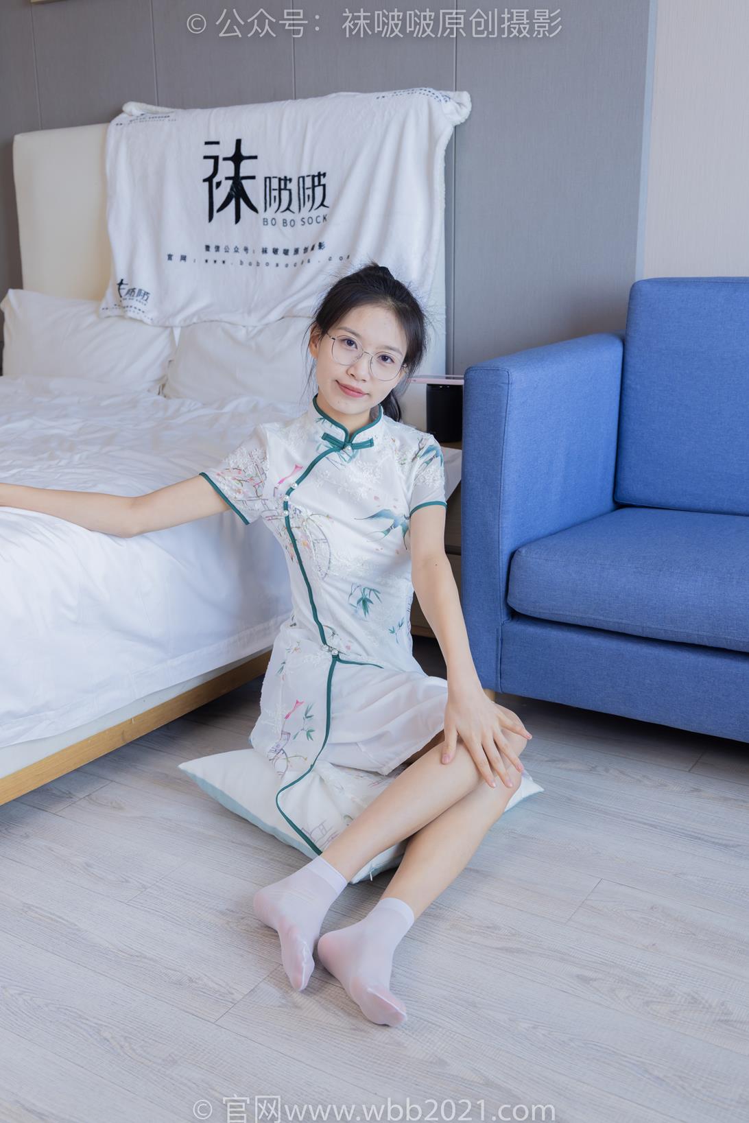 袜啵啵 371期花絮版 芝士旗袍白丝短袜凉高跟鞋[140P/1V/6.03G]插图4