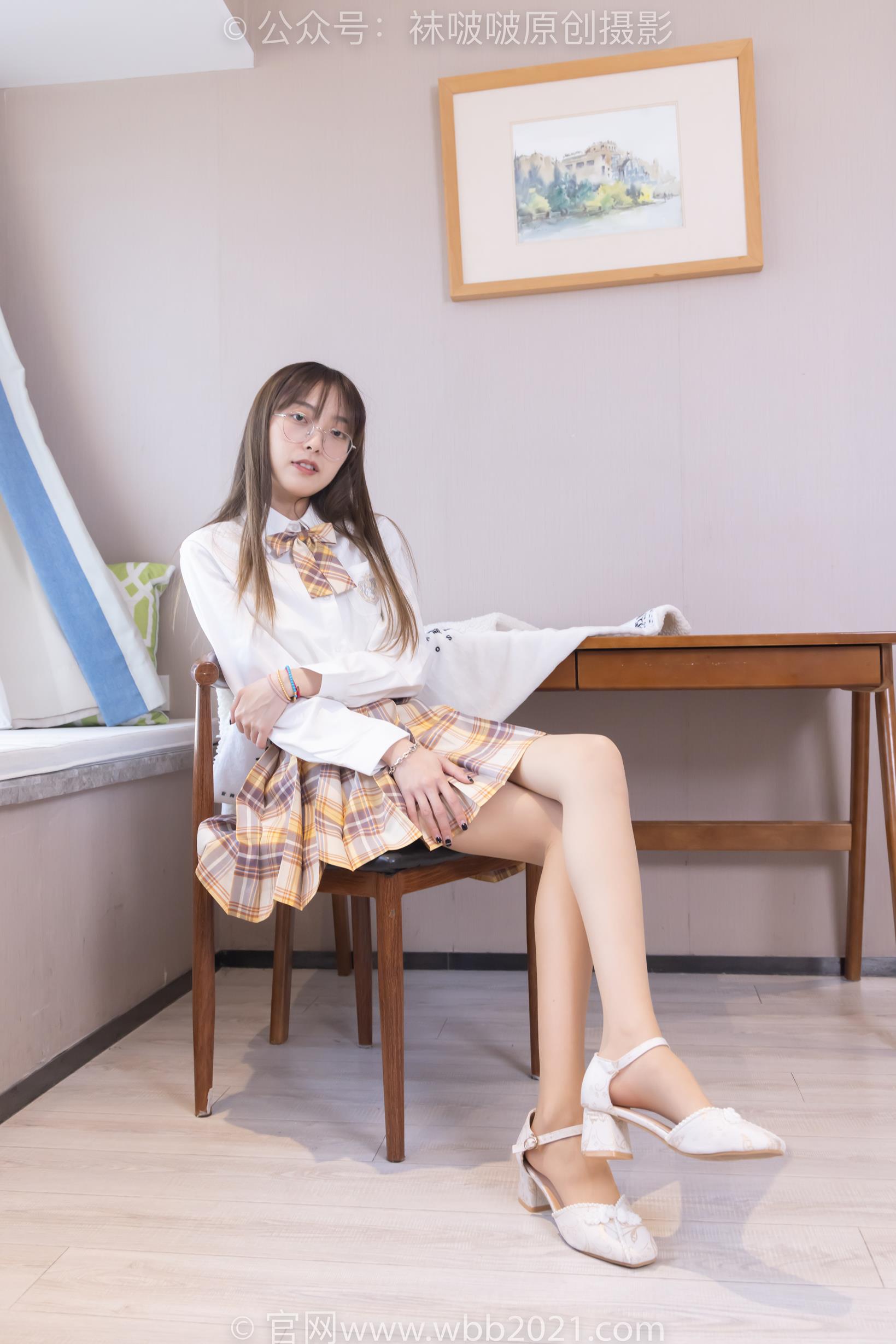 袜啵啵 374期花絮版 稚予肉丝脚洗脚剧情[150P1V5.76GB]插图