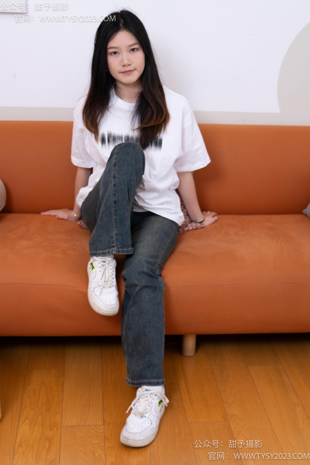 甜予摄影 070期：松松-板鞋、白棉袜、裸足[122P/2V/9.72G]插图7