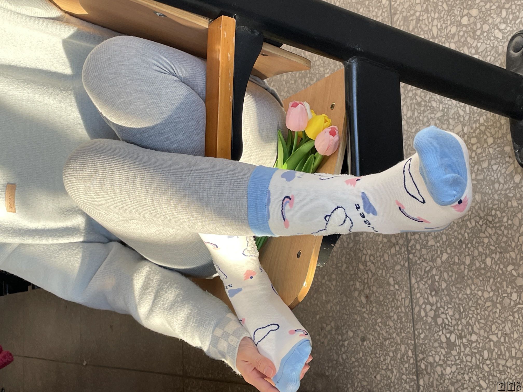 大学教室拍照，白棉袜，兔子袜子，五指袜，瑜伽裤，裸足[136P/164M]插图4