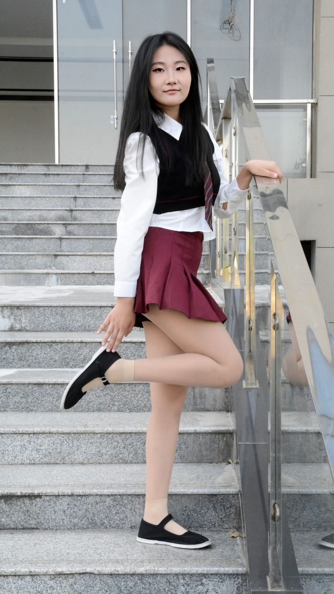 [爱月下] NO.008 秀秀+恰恰~[平淡拍摄]这一期拍摄平平淡淡，丢失了很多花絮记录！ – 照片(无水印3736张照片)+花絮(秀秀19分钟花絮)[3736P/1V/24.41G]插图1