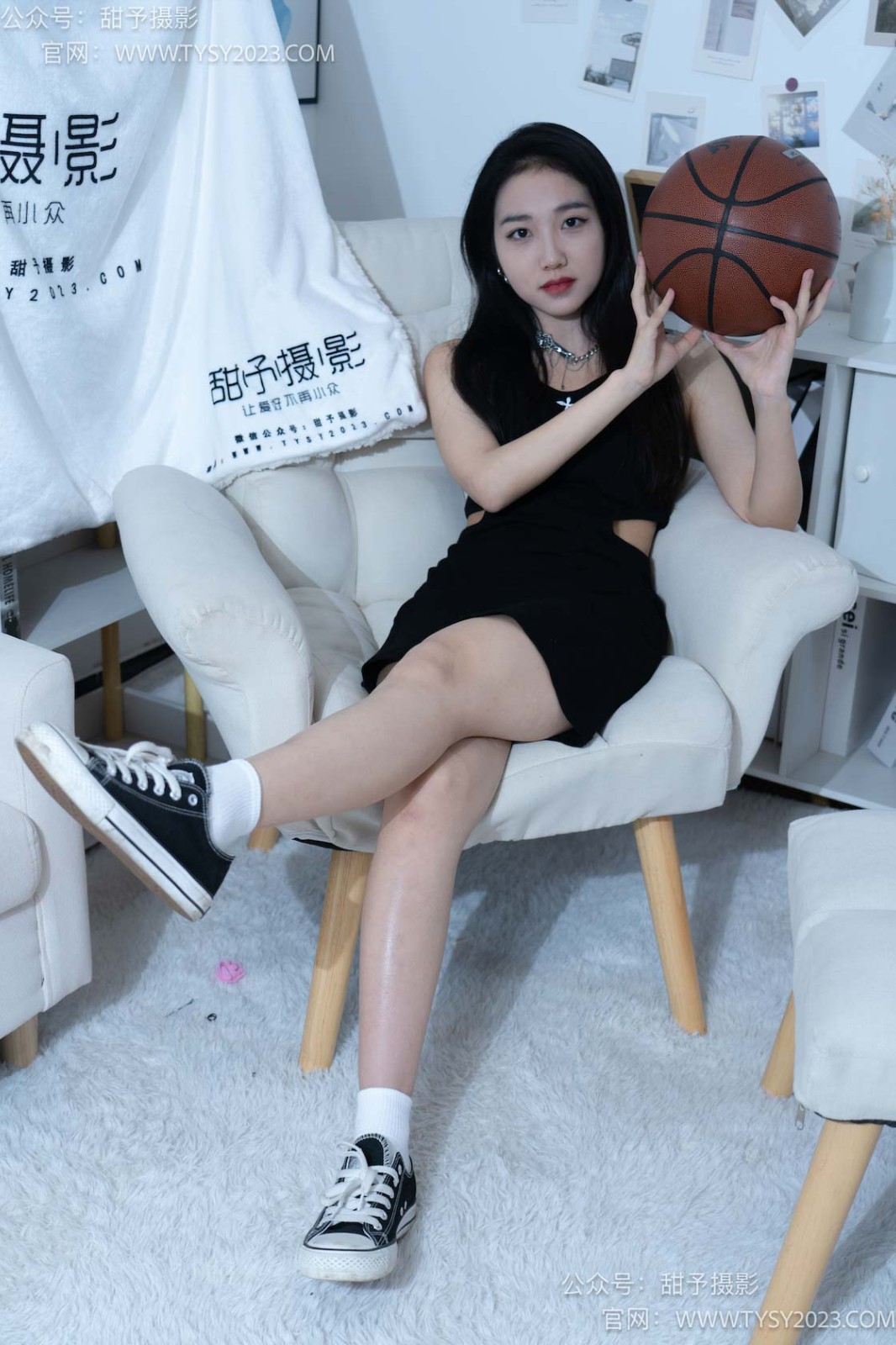 甜予摄影 NO.082 筱筱-帆布鞋、白棉袜、裸足[116P/2V/9.54GB]插图1