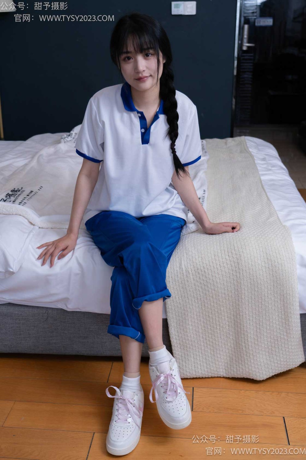 甜予摄影 NO.091 澜澜-校服、白布鞋、白棉袜、短肉丝（脚尖加固款）、裸足[135P/2V/10.27GB]插图3