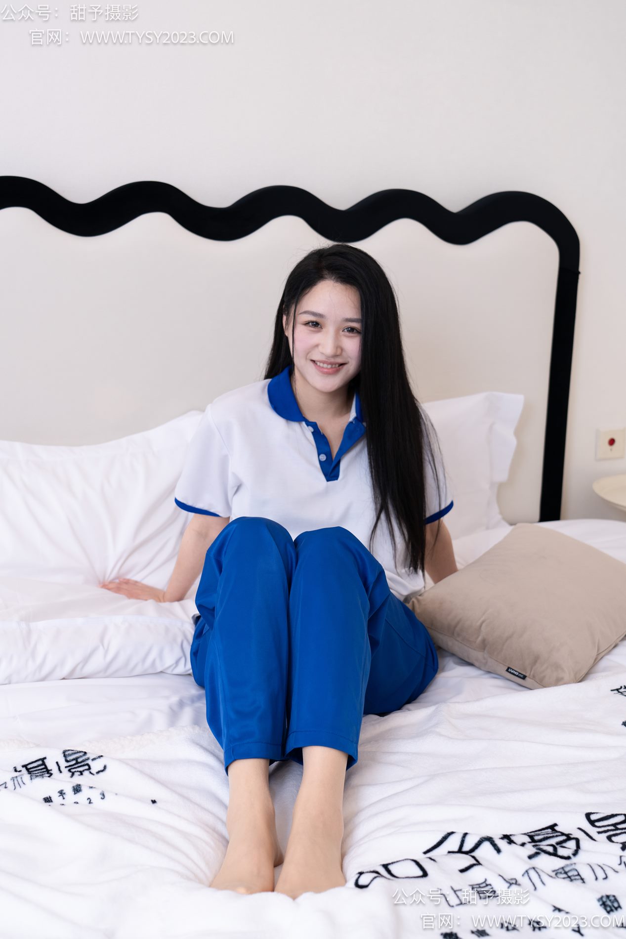 甜予摄影-完整版-102期：澜澜-板鞋、白棉袜、肉丝（脚尖微加固款）[126P/2V/9.93G]插图4