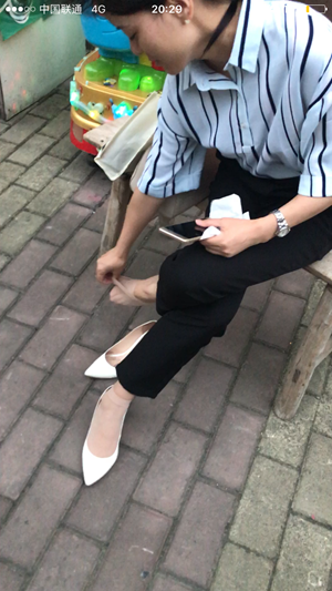 搭讪忽悠街头镁钕要原味丝袜合辑[59P/37V/1.76G]插图