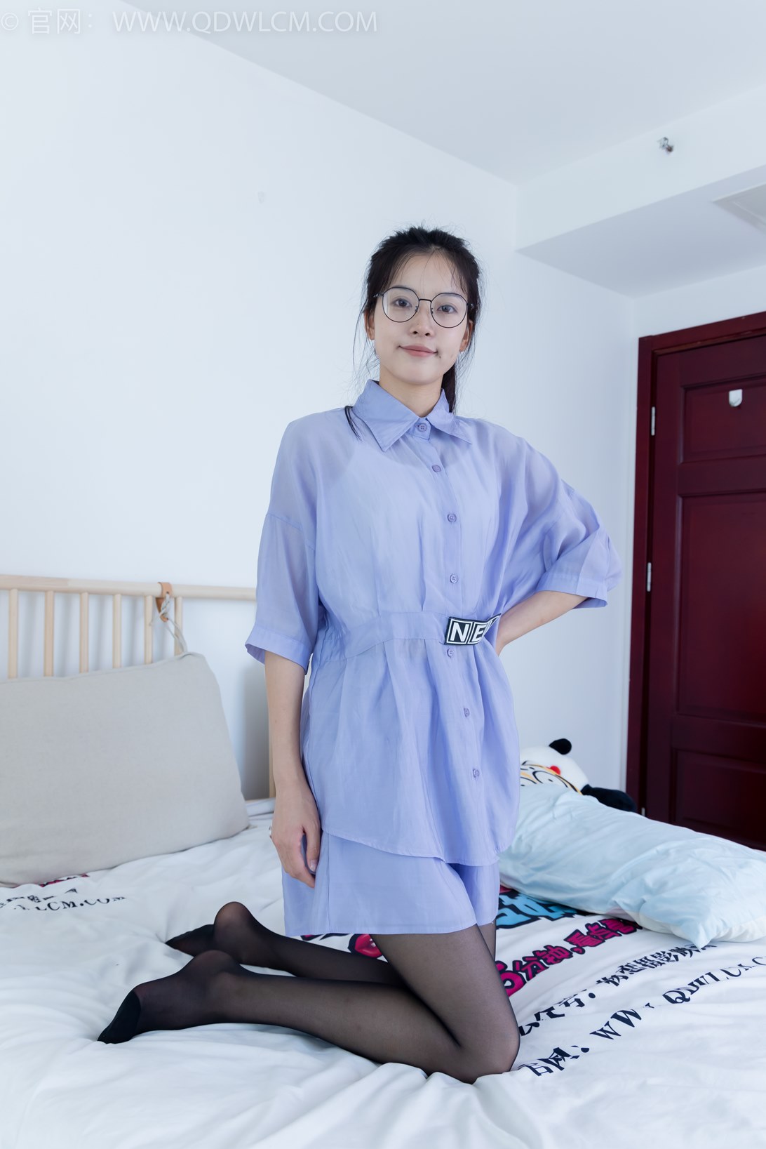 勿恋传媒2090期：茯苓-皮鞋、黑丝（脚尖加固款）、瑜伽动作老头乐挠脚剧情 [152P/1V/3.46G]插图8