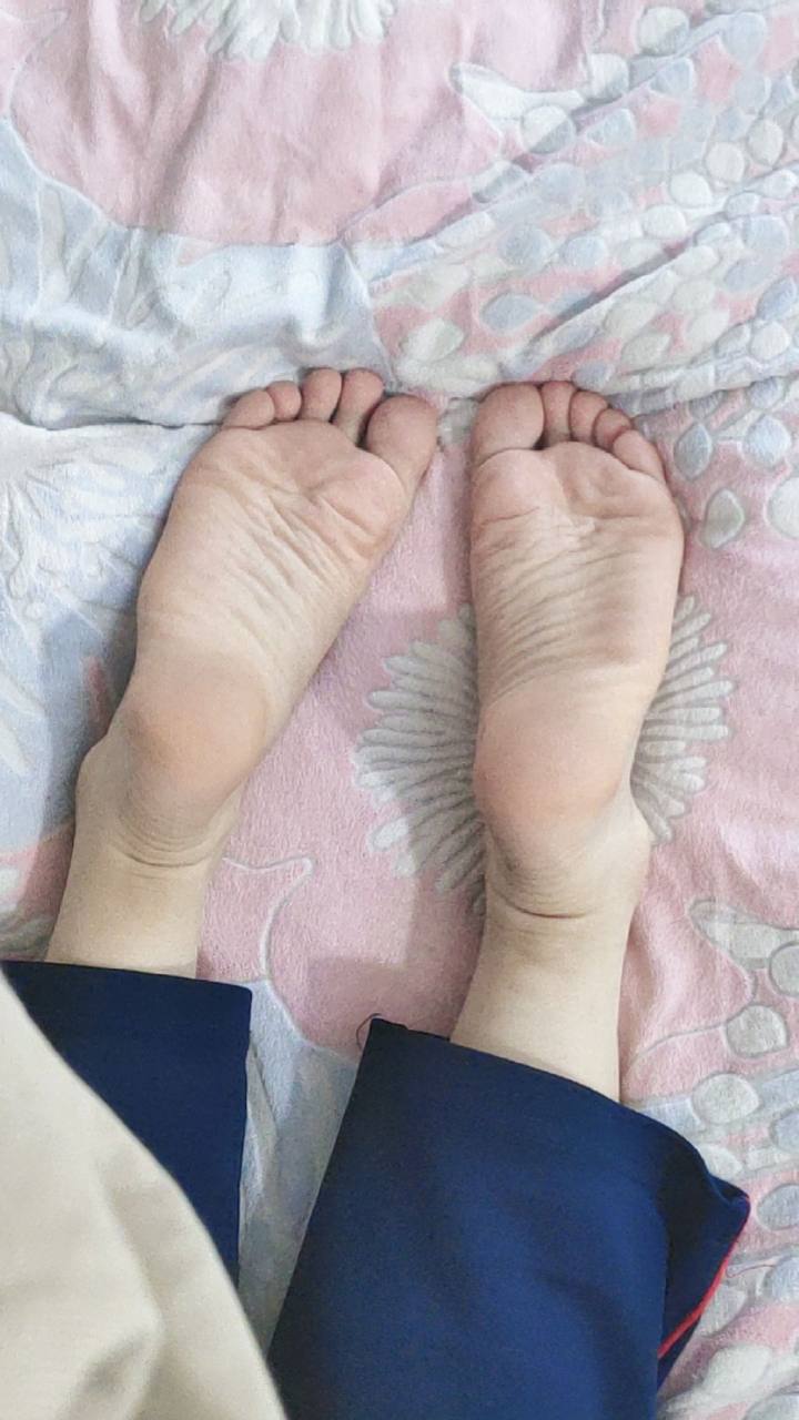 大神套路素人学生妹自拍带生活照合辑【多图多V8.17G】插图5