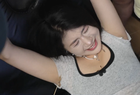 推特大王极品渔往袜tk 笑到哭出来 [1V/572MB]插图1