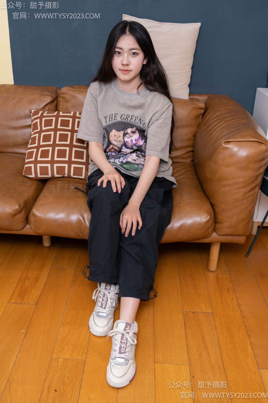 甜予摄影 积分003期 小云-板鞋、白棉袜[129P/2V/9.98GB]插图1