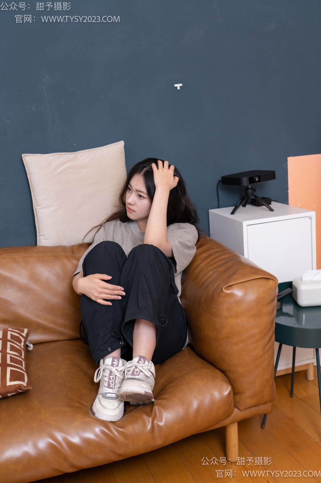 甜予摄影 积分003期 小云-板鞋、白棉袜[129P/2V/9.98GB]插图4