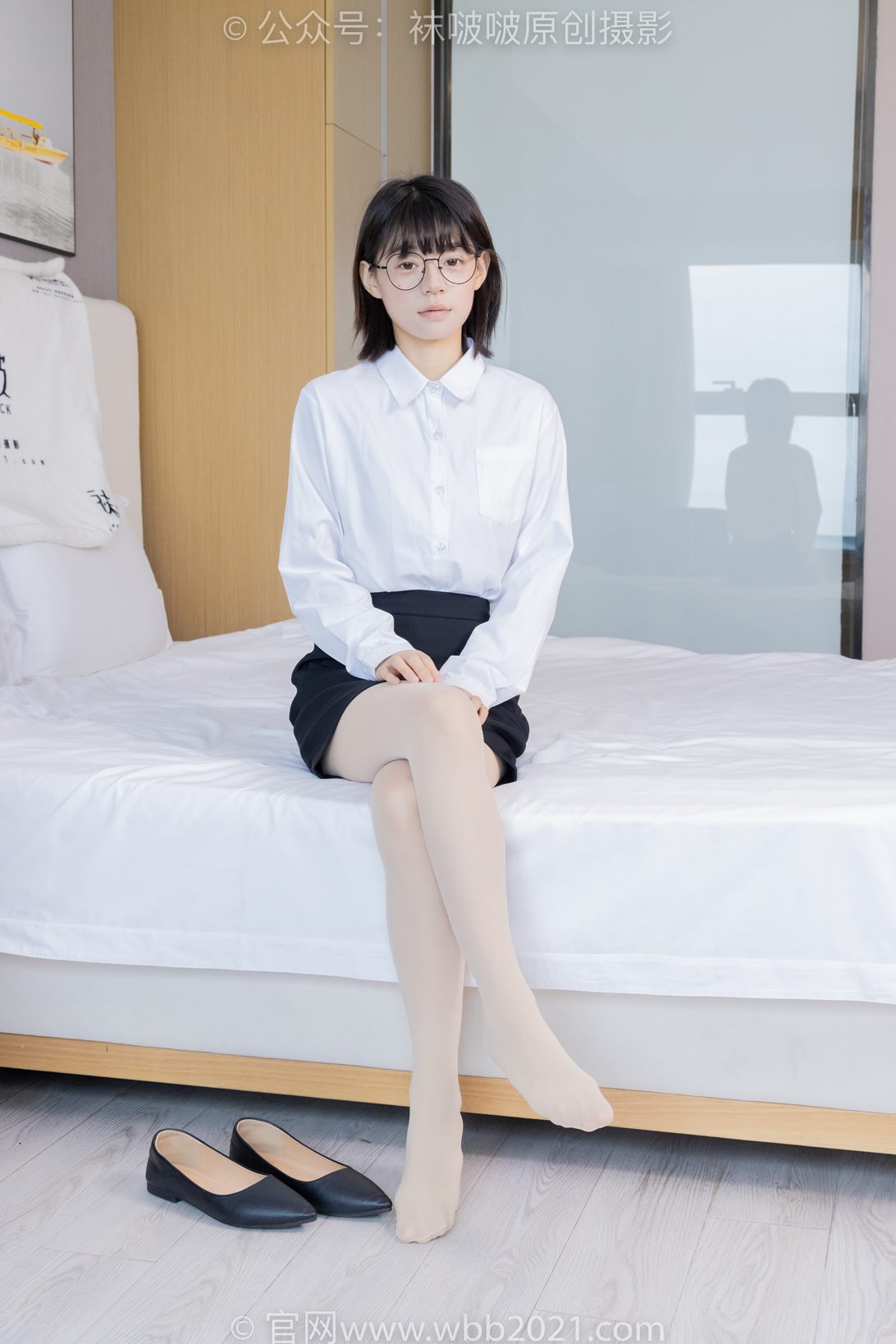 袜啵啵436期：糯米-OL至服、两双平底鞋、薄黑丝（脚尖透明款）、厚肉丝[150P/1V/6.51G]插图6