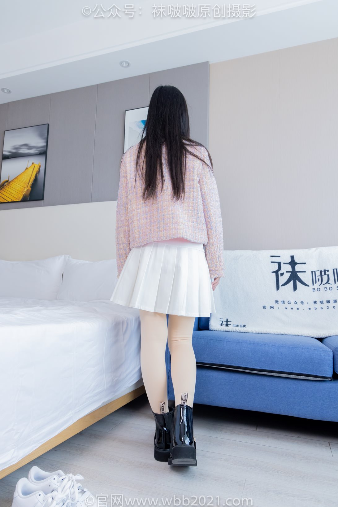 袜啵啵438期：甜甜圈-皮鞋、板鞋、白棉袜、黑色踩脚袜、肉色踩脚袜 [150P/1V/7.27G]插图2