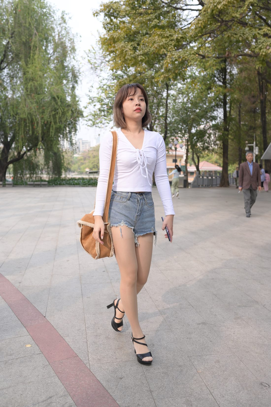 魔镜原版肉丝热裤 [313P/1V/9.2G]插图8