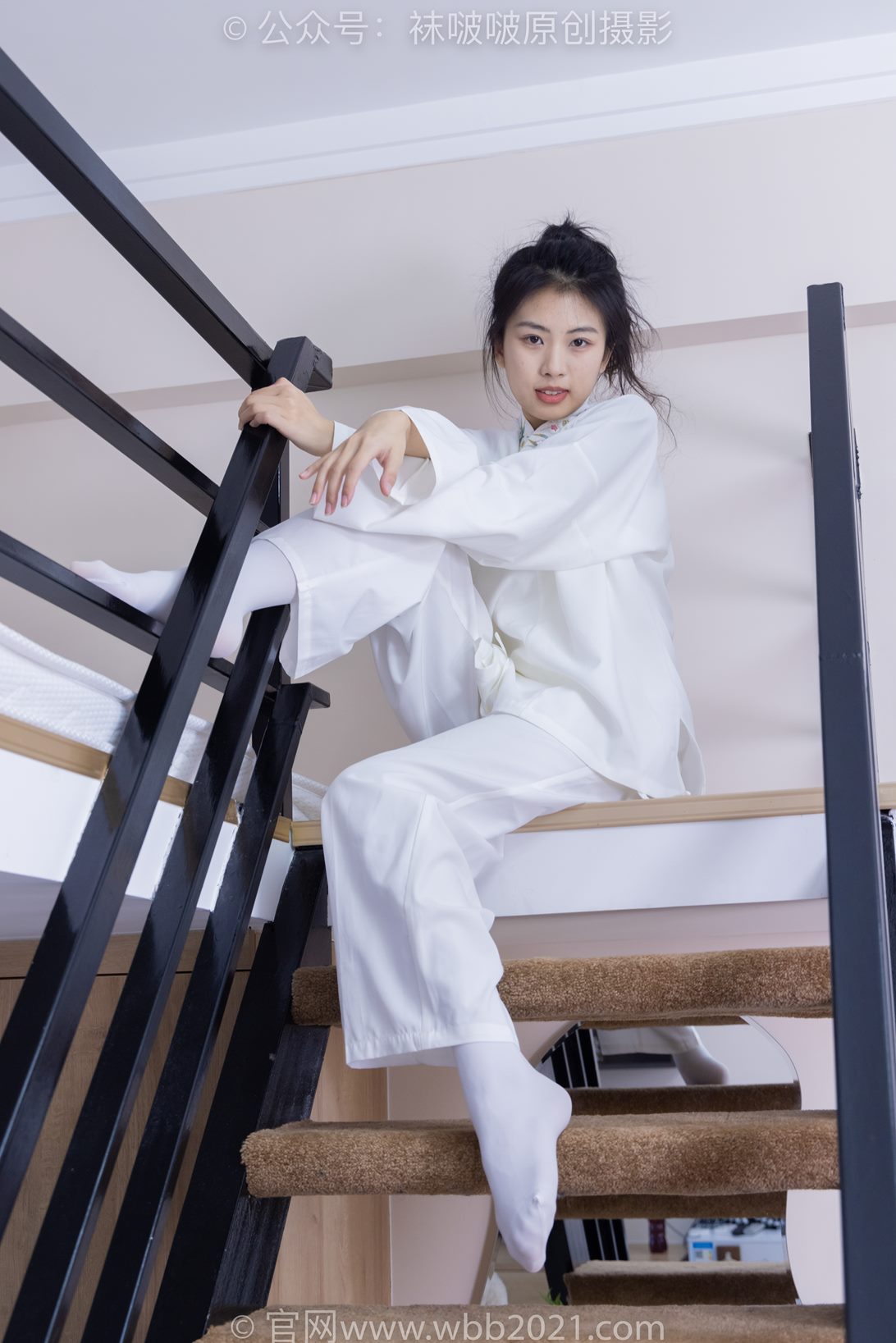 袜啵啵 积分限定作品032期：奶油-古装、古装靴、厚白丝、睡觉剧情花絮版 [209P/1V/7.99G]插图4