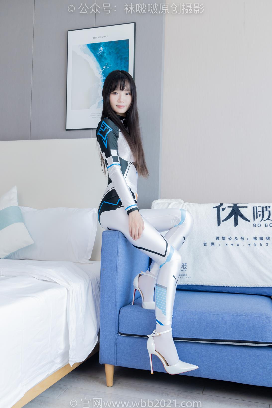 袜啵啵463期：甜甜圈-高跟鞋、厚白丝、裸足、连体衣裤里丝 [140P/1V/5.61G]插图