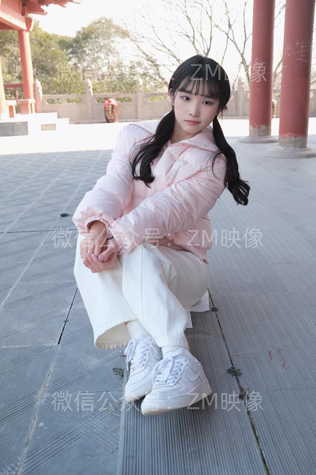 冬日暖阳（白袜）-完整版[297P/1V/4.96G]插图4