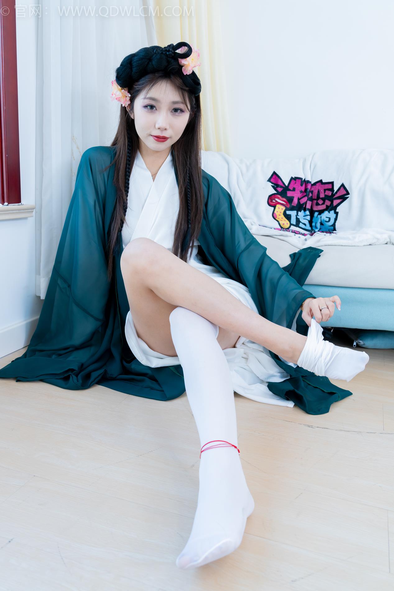 勿恋传媒2212[200P/1V/5.53G]插图1