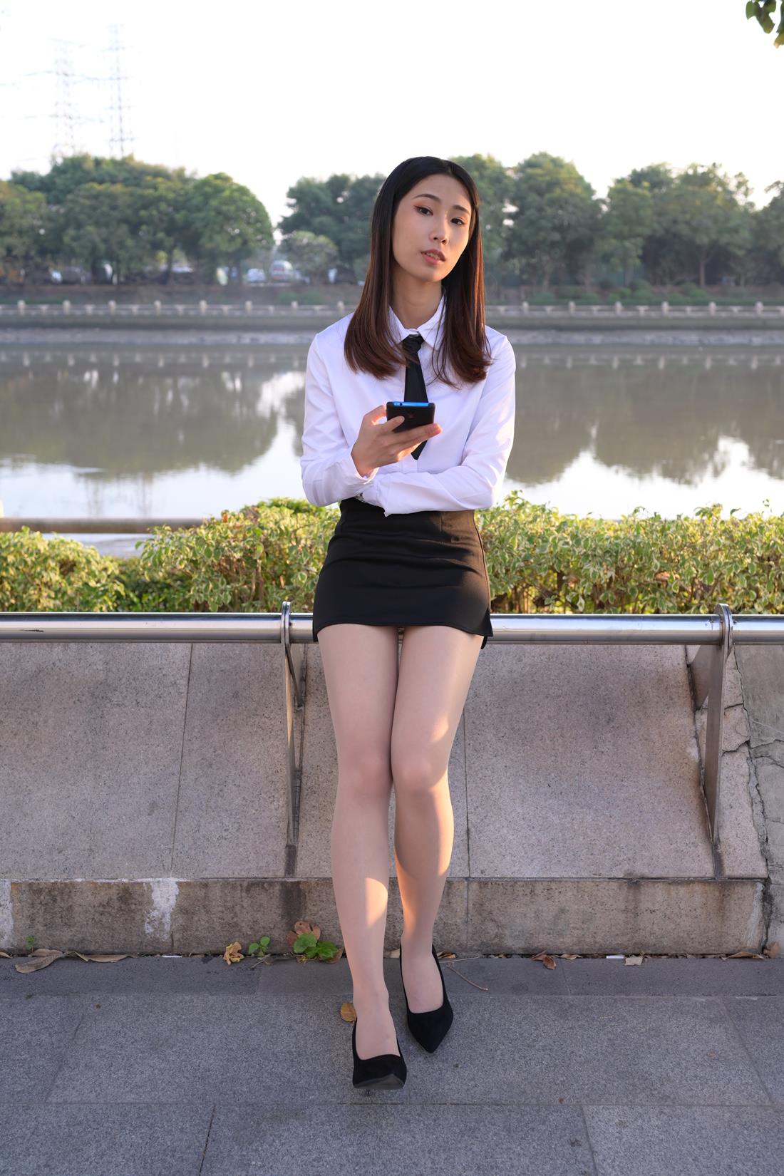 魔镜原版肉斯长褪[201P/13V/16.5G]插图2