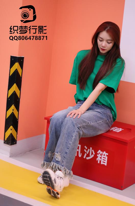 织梦移步生莲普通版 [79P/1V/1.83G]插图