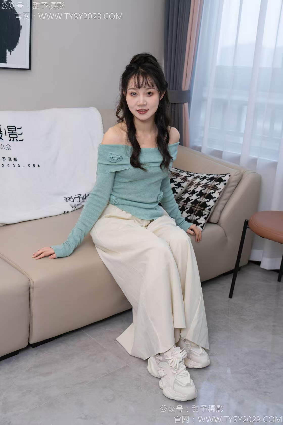 甜予摄影 NO.125 丹丹-运动鞋、白棉袜、裸足[139P/2V/10.15GB]插图4