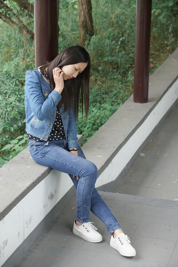 [原创丝族视频] 大四學姐的短丝[1P/1.58G]插图2