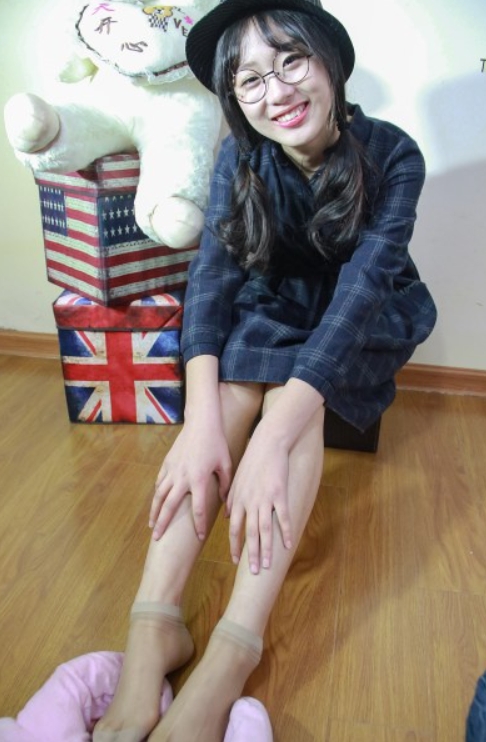 原创丝族视频出品 #居家鞋#175高挑#水晶短丝袜[1V/694M]插图1