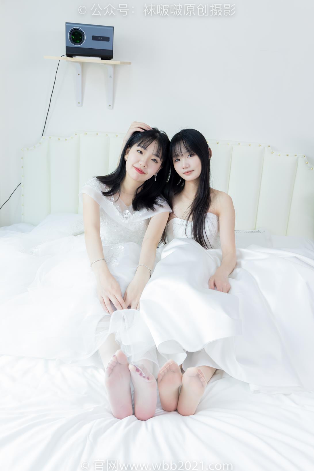 袜啵啵510花絮版互相帮对方脚涂抹精油剧情[172P1V7.02G]插图8