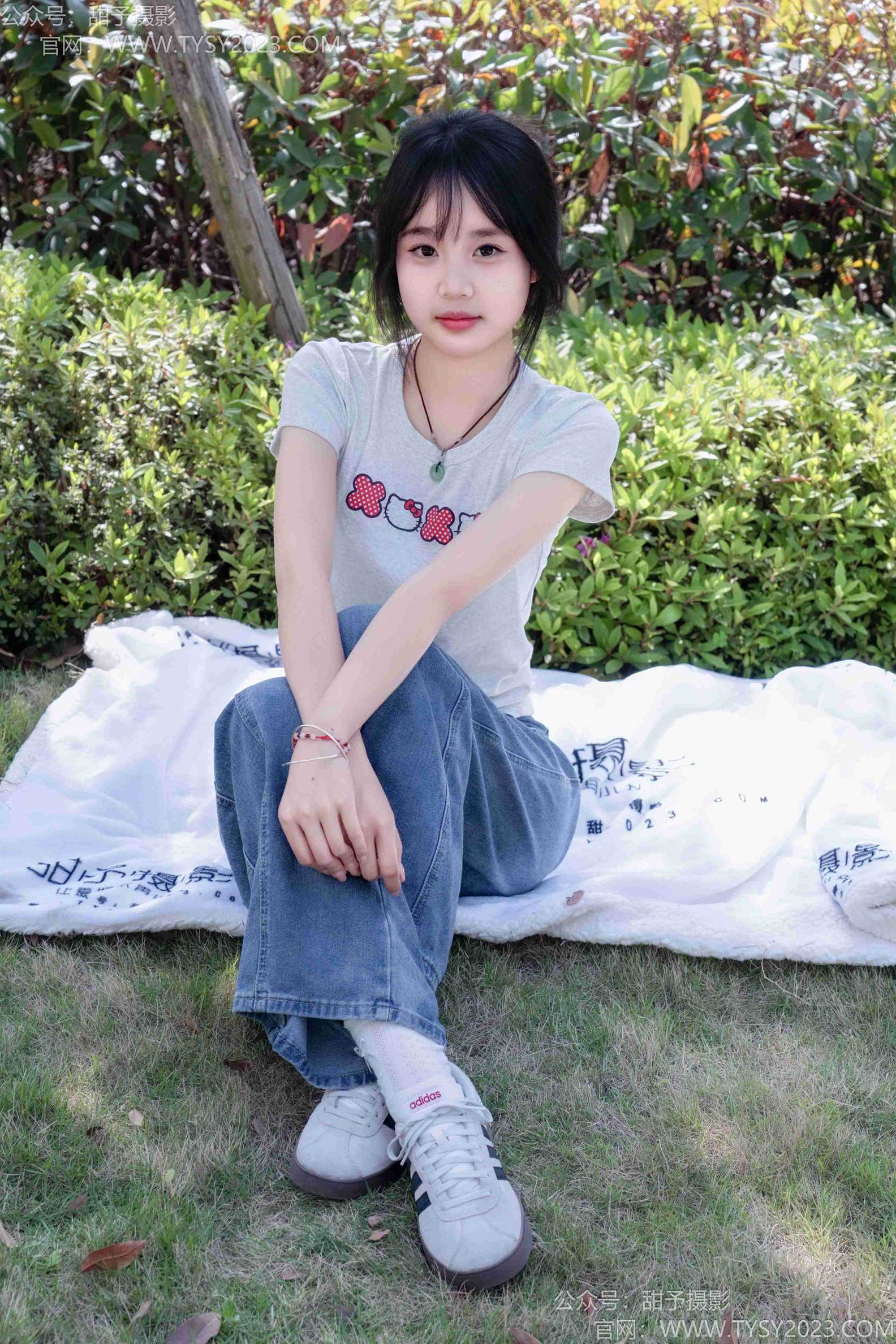 甜予摄影194期：小橙子-棉云踏青完整版[130P/2V/9.37G]插图2