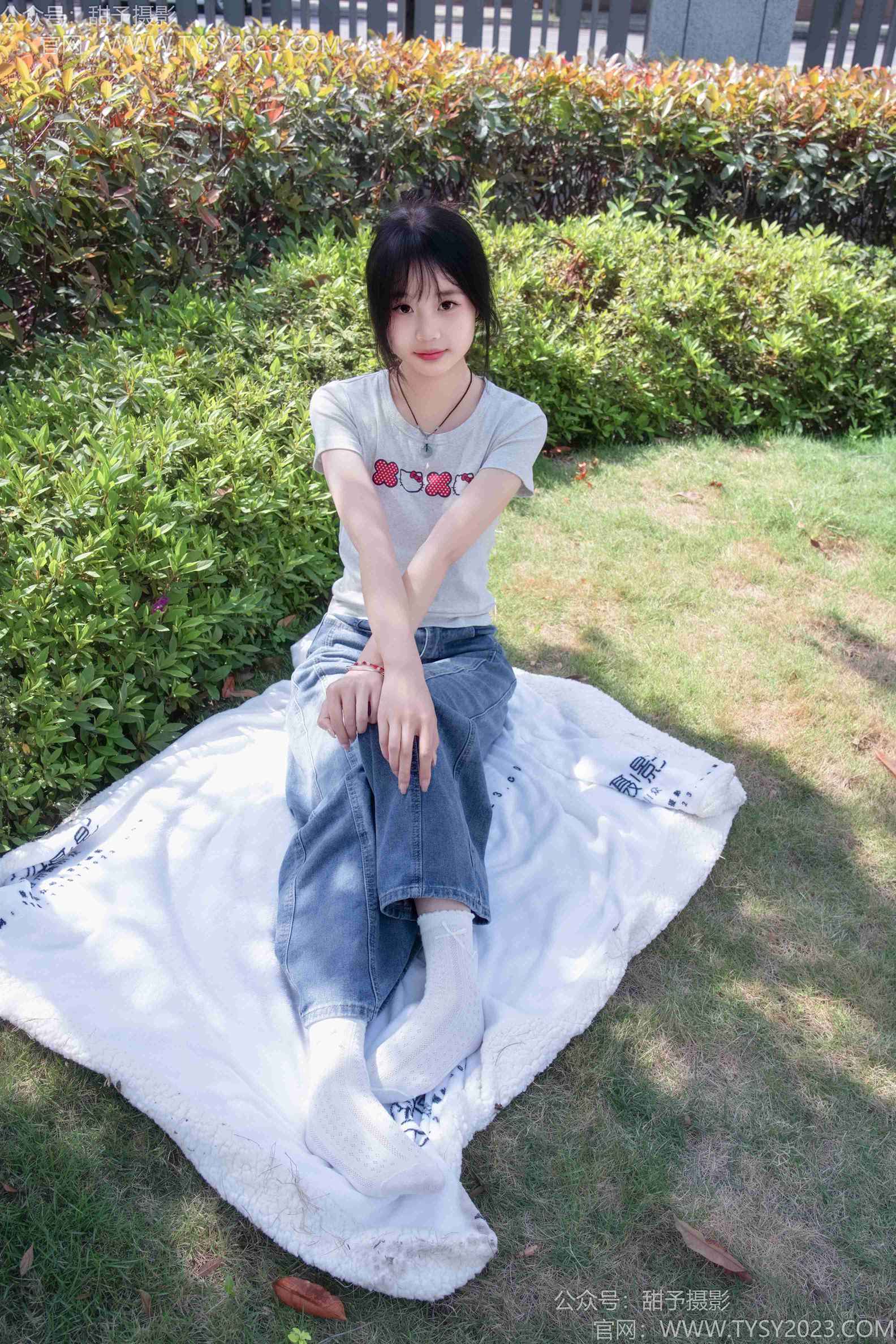 甜予摄影194期：小橙子-棉云踏青完整版[130P/2V/9.37G]插图4