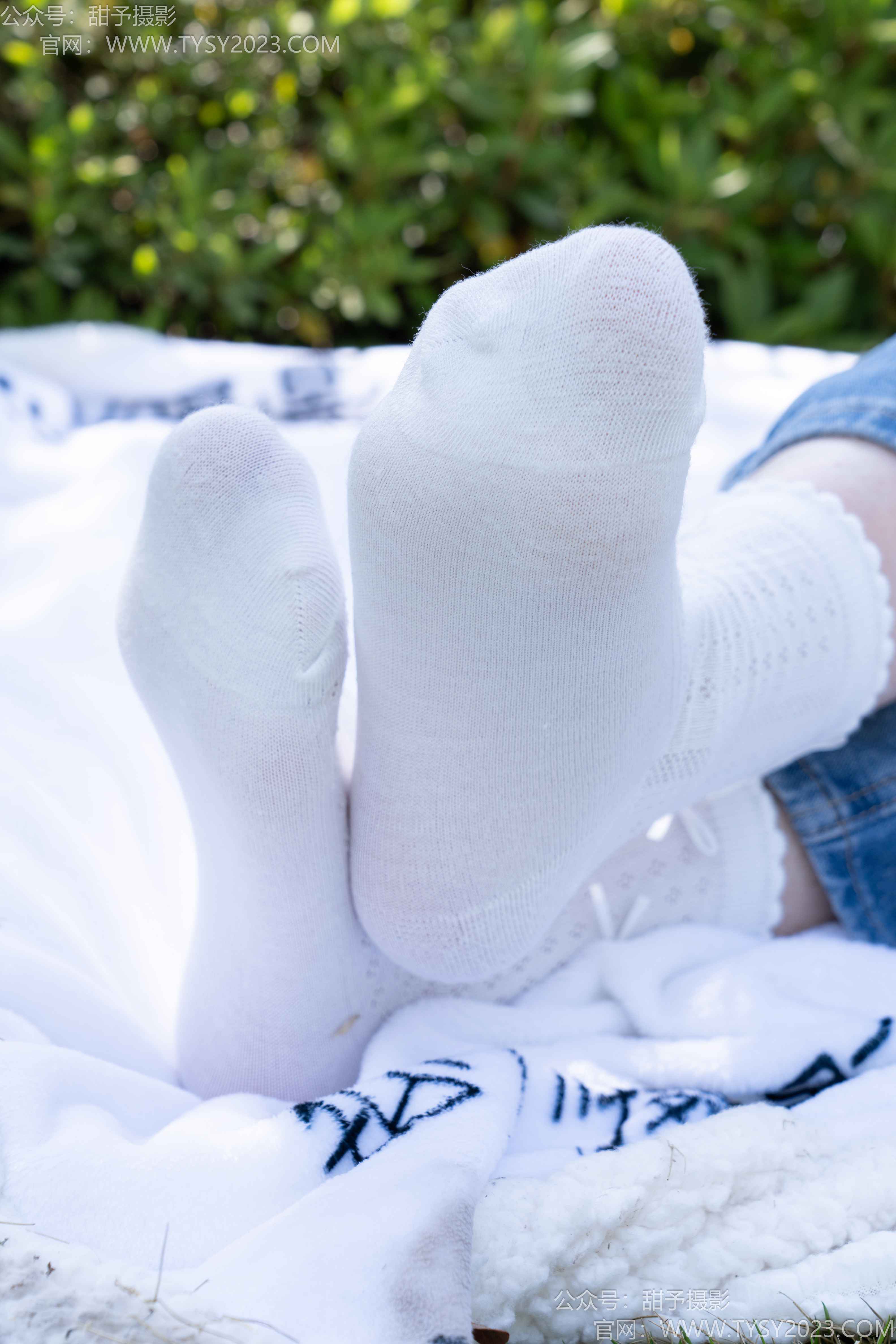 甜予摄影194期：小橙子-棉云踏青完整版[130P/2V/9.37G]插图8