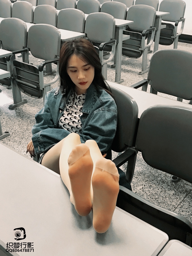 织梦教室肉丝[79P/1V/2.24G]插图4