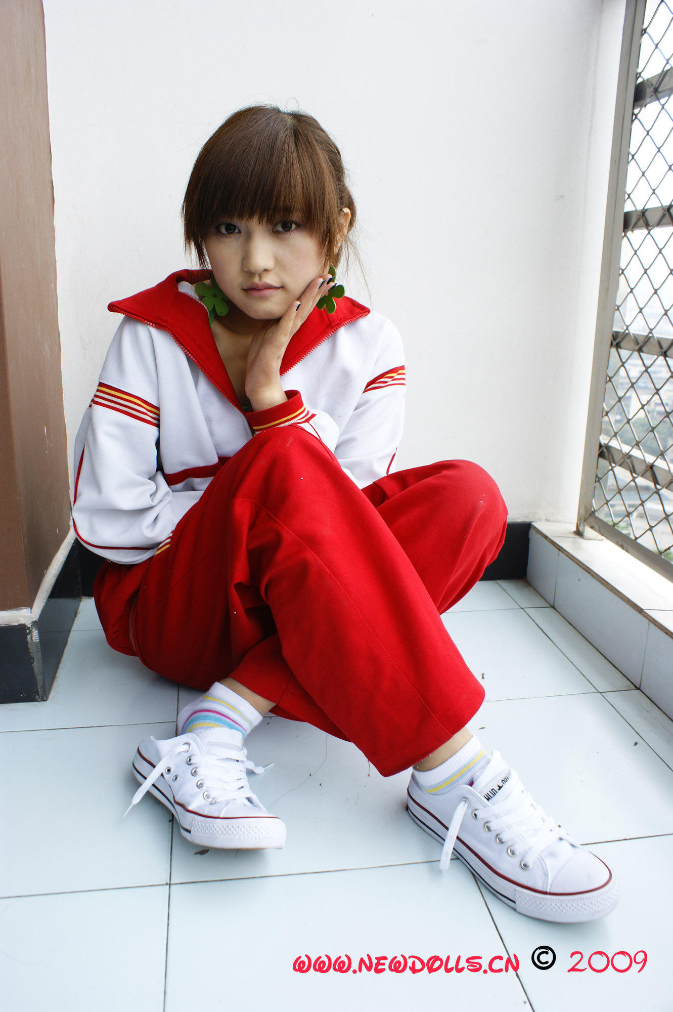 newdolls 绝版图 校服女生的白袜+帆布鞋[72P/19.1M]插图1