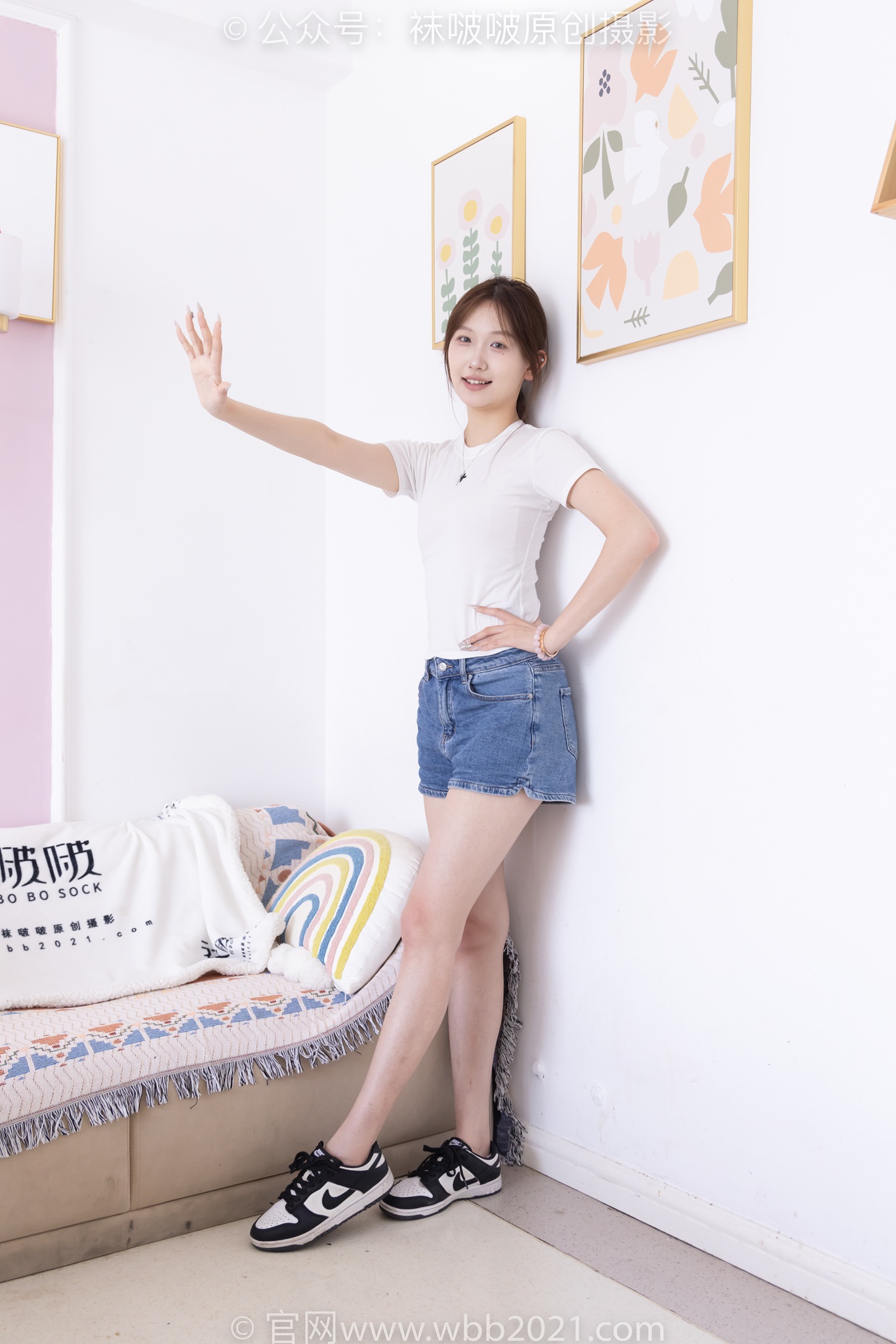 袜啵啵553花絮版新人香菜驾到[152P/1V/5.57G]插图