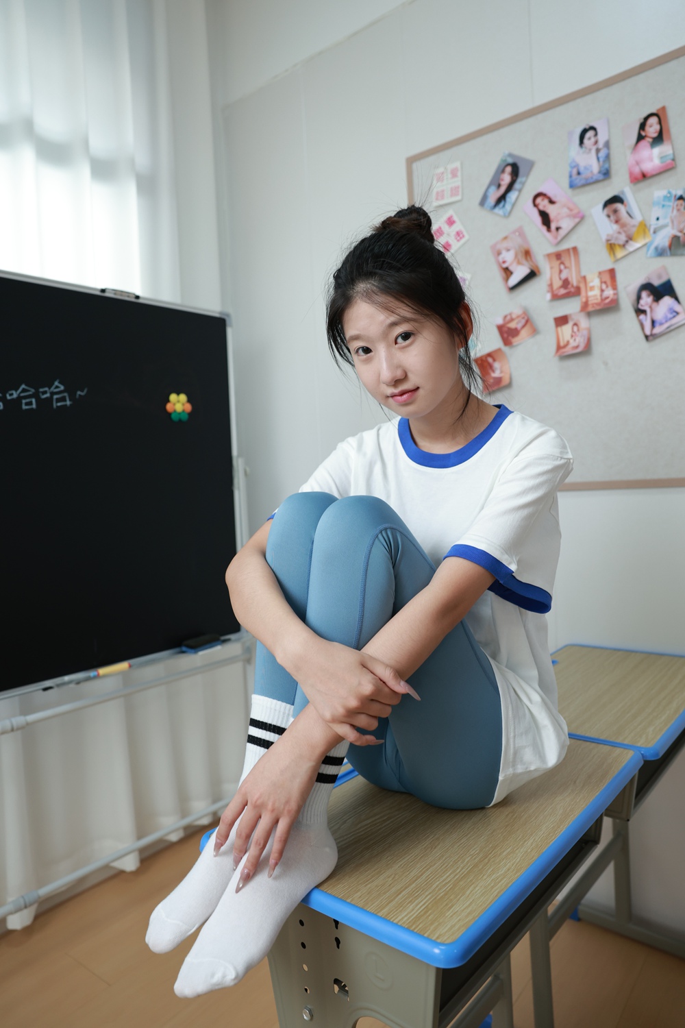 三禾摄影297期 小涵瑜伽裤白棉袜[422P/1V/3.73G]插图7