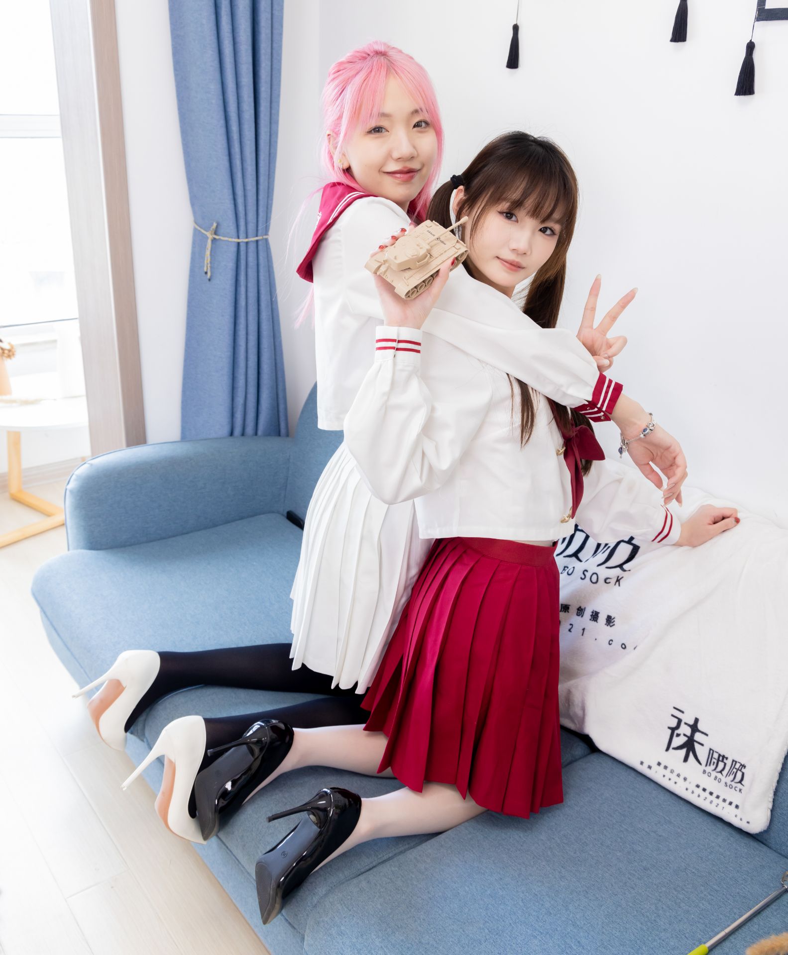 袜啵啵576期:小甜豆甜甜圈花絮版(197P/1V/8.68GB)插图3 袜啵啵576期:小甜豆甜甜圈花絮版(197P/1V/8.68GB)插图3