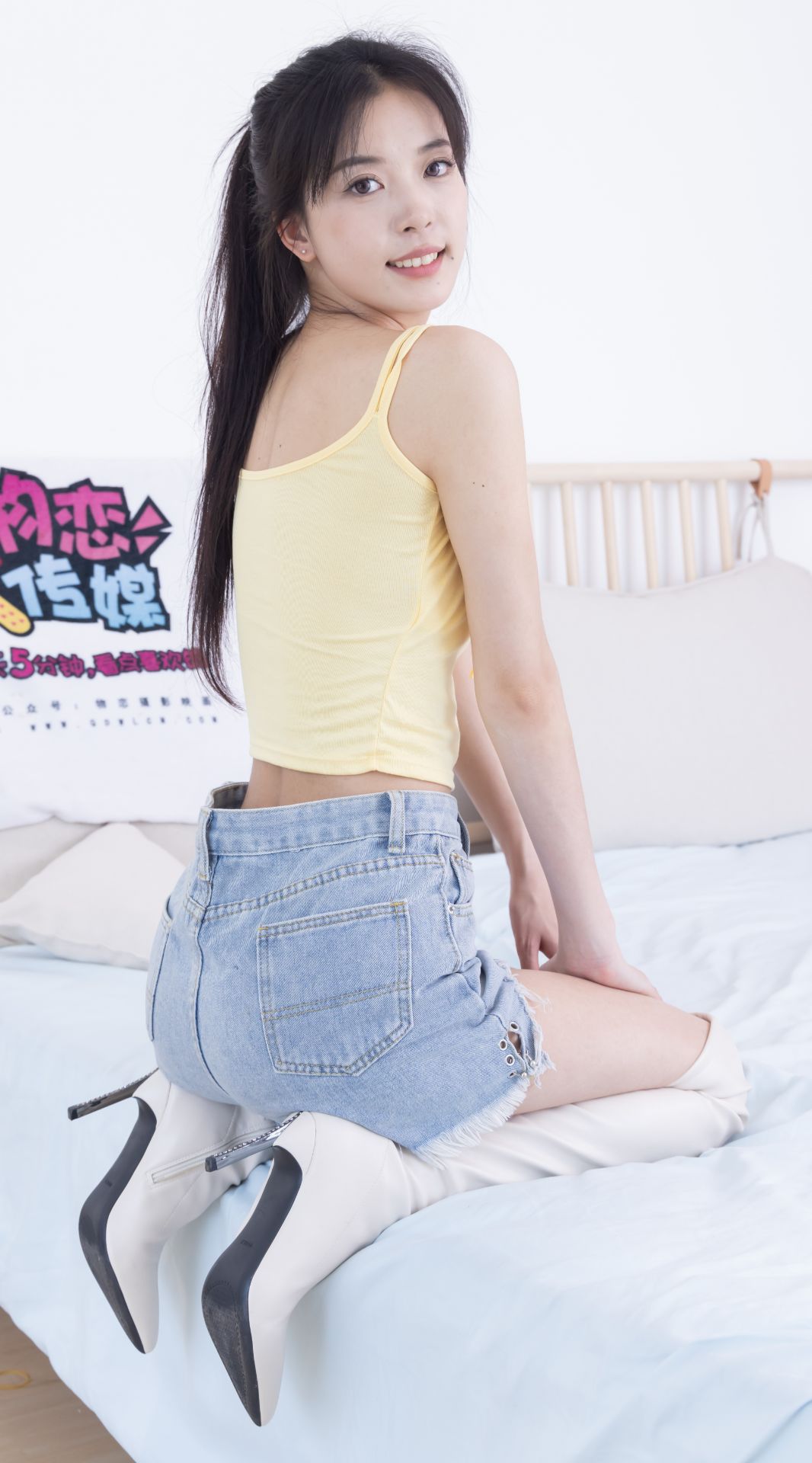 物恋2426期：茯苓-长靴、白棉袜、裸足(175p/1v/3.45GB)插图3