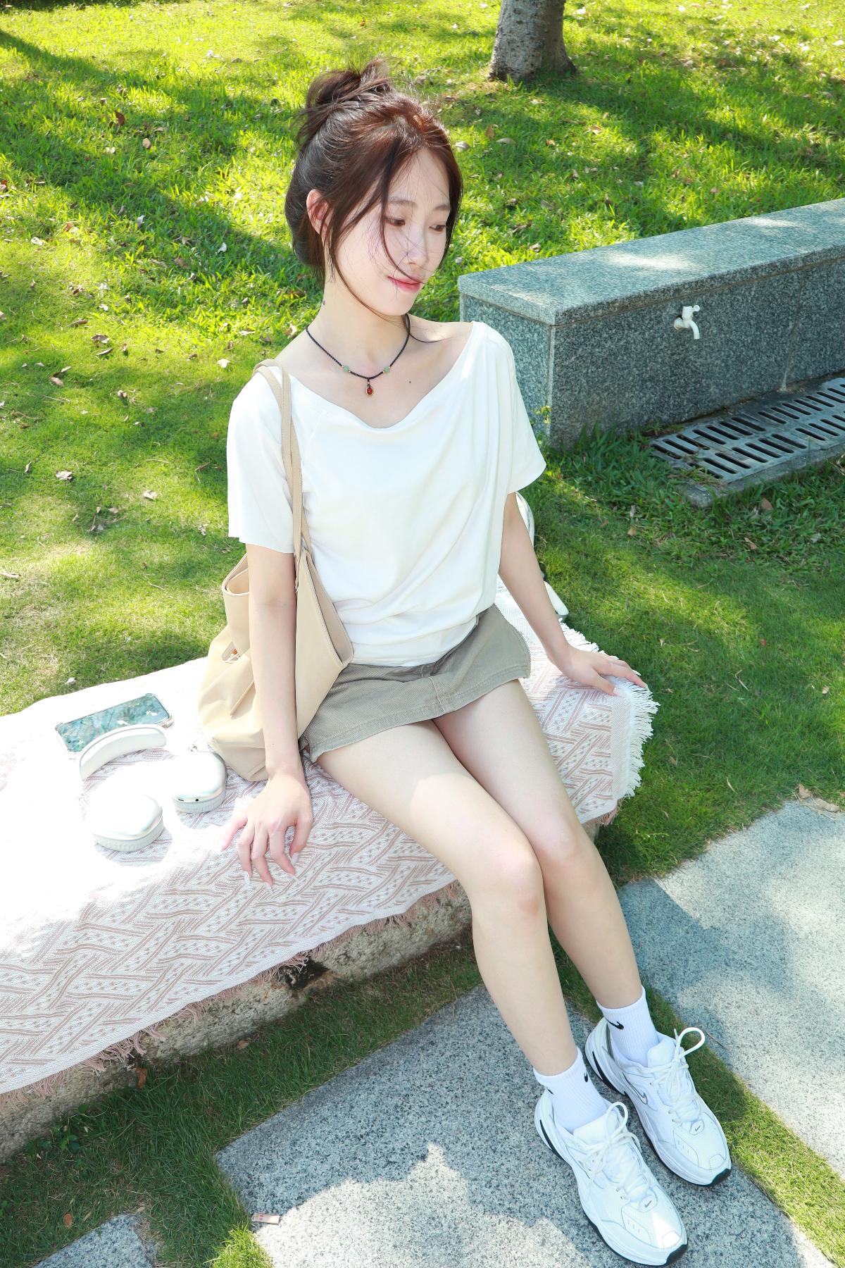 高颜值学生妹 某个人摄影师原创约拍 [313P/41V/6.8G]插图