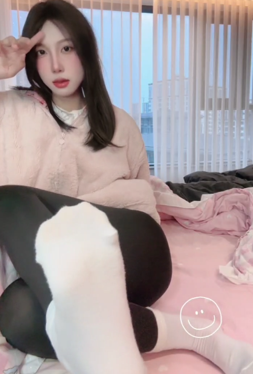 高颜值网荭立早章[10V/275M]插图6