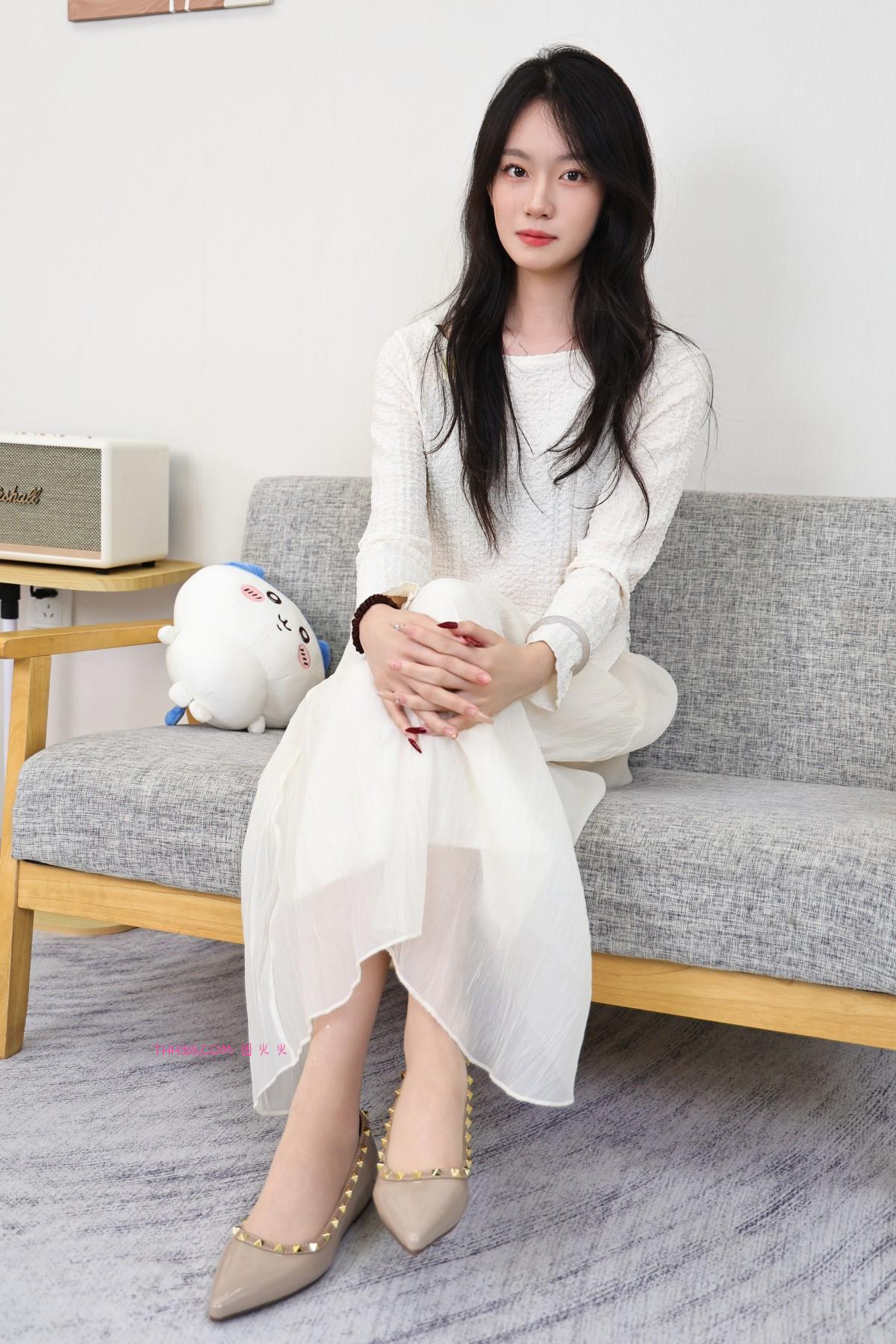 绮梦摄影 398期 小艺 无印珍藏版 [320P/1V/10.1G]插图