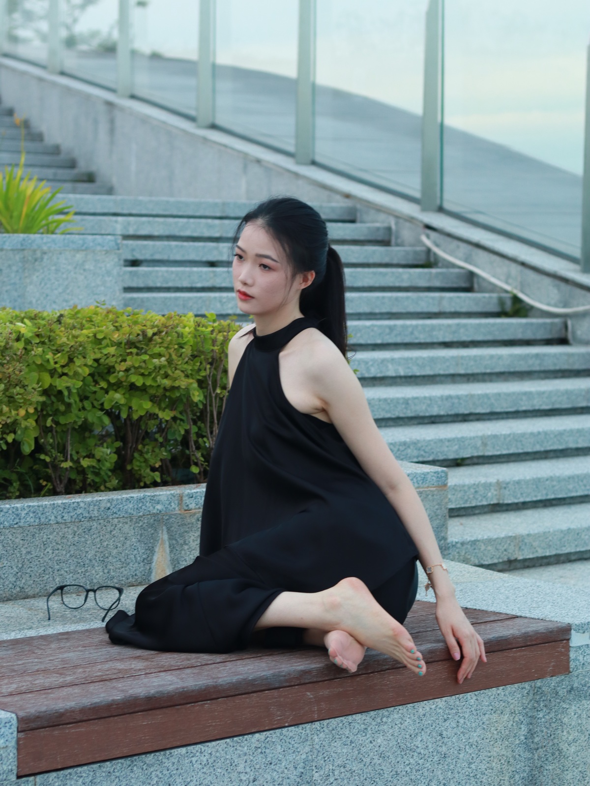 02黑框眼镜小妹 某个人摄影师原创约拍 18号作品 [258P/55V/4.3G]插图8