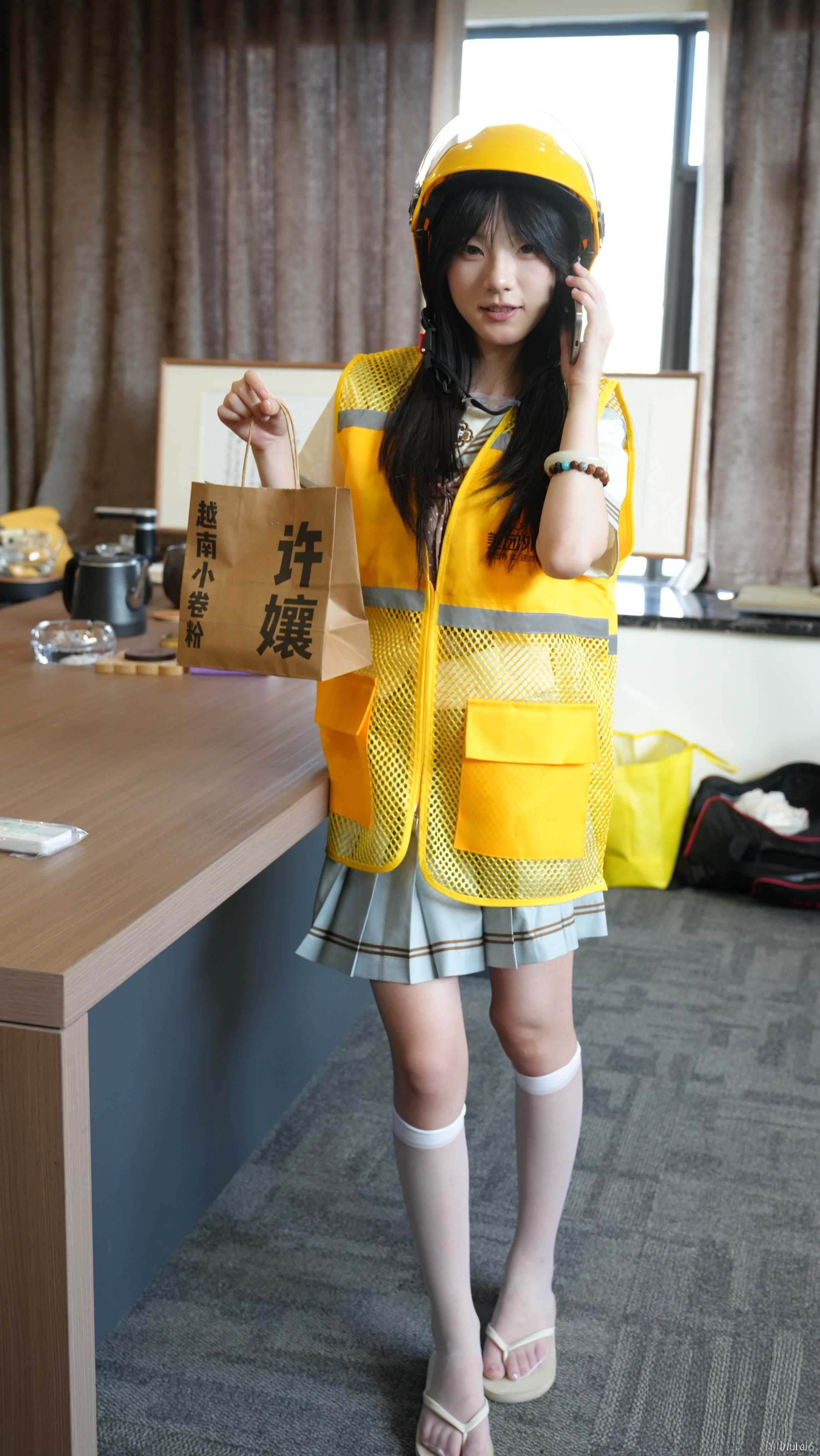 青柠印画-80阿慌 服务员/指甲油素材[86P/1V/2.59G]插图