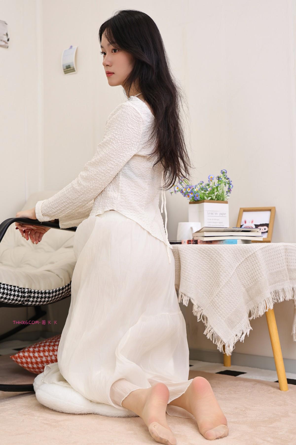 绮梦摄影 398期 小艺 无印珍藏版 [320P/1V/10.1G]插图8