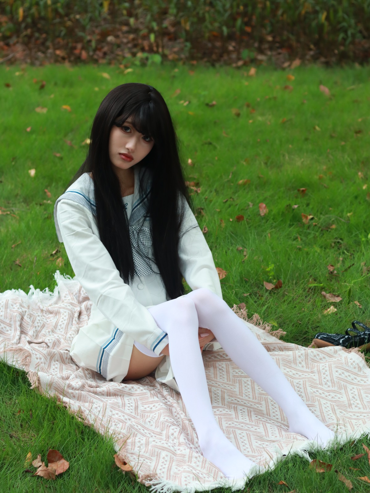 JK长发小妹 白丝/裸足 某个人摄影师原创约拍 [271P/18V/6.1G]插图7